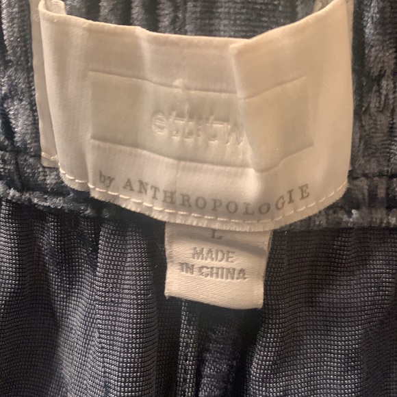 Anthropologie Textured Velvet Jogger Pants Lg - Picture 4 of 12